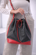 Louis Vuitton Noé GM Bucket Bag – Black & Red Bicolor Epi Leather (Vintage)