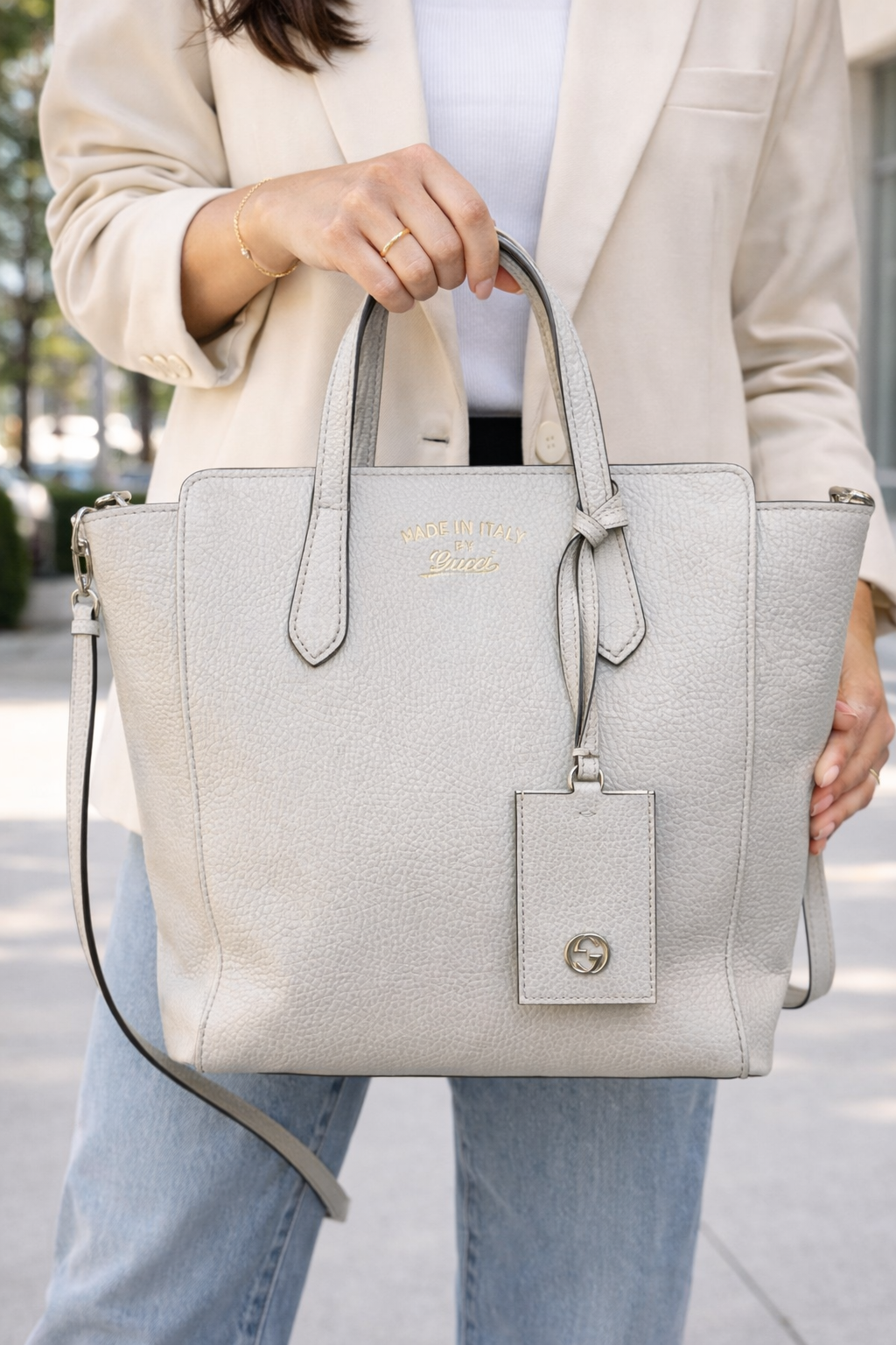 Gucci Light Grey Pebbled Leather Tote Bag – Made in Italy | Luxury Designer Handbag