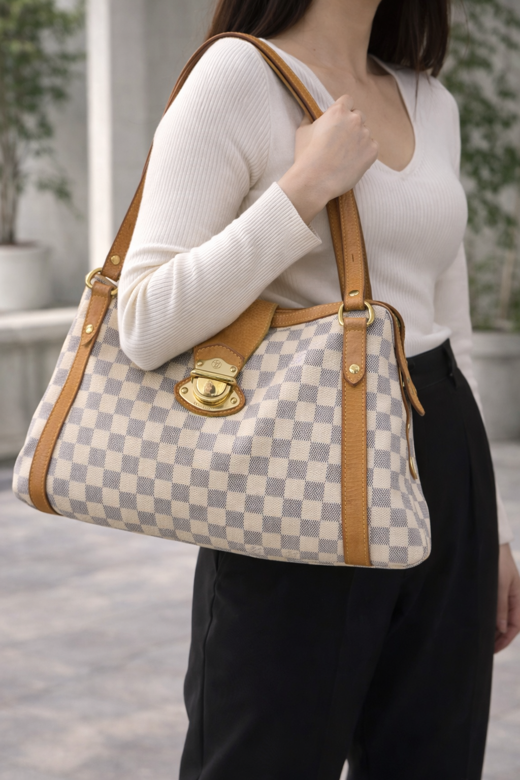 Louis Vuitton Stresa PM Shoulder Bag – Damier Azur with Vachetta Leather