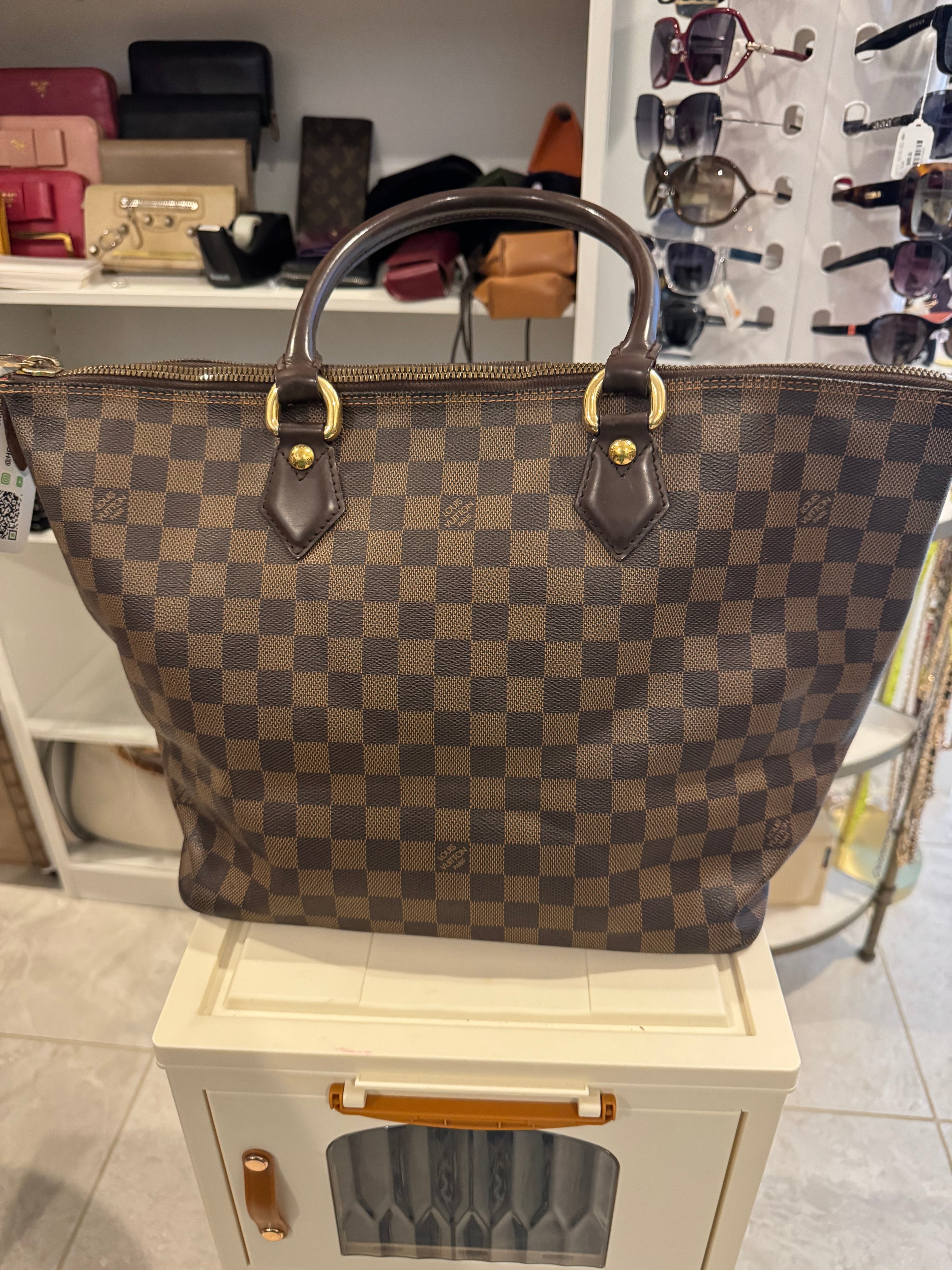 Louis Vuitton Saleya Tote – Damier Ebene Zip-Top Shoulder Bag
