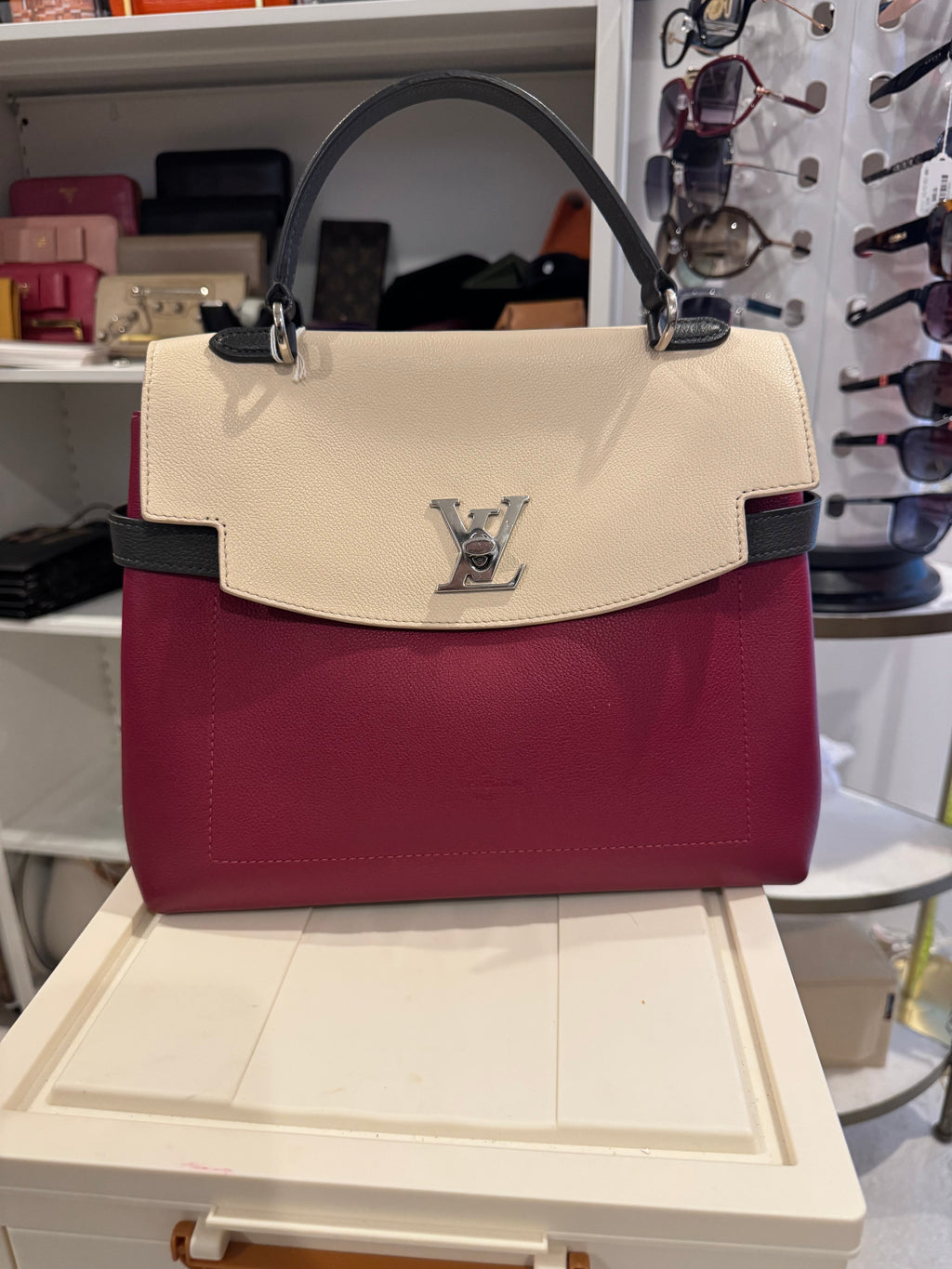 Louis Vuitton Lockme Ever MM Handbag – Multicolor Leather