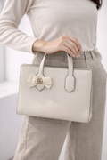 Gucci GG Ribbon small tote in white leather with a bow accent